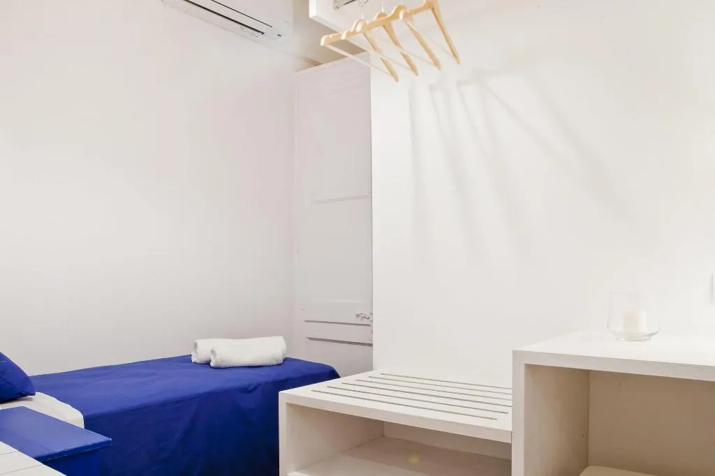 Room, Blue Barcelona, Barcelona