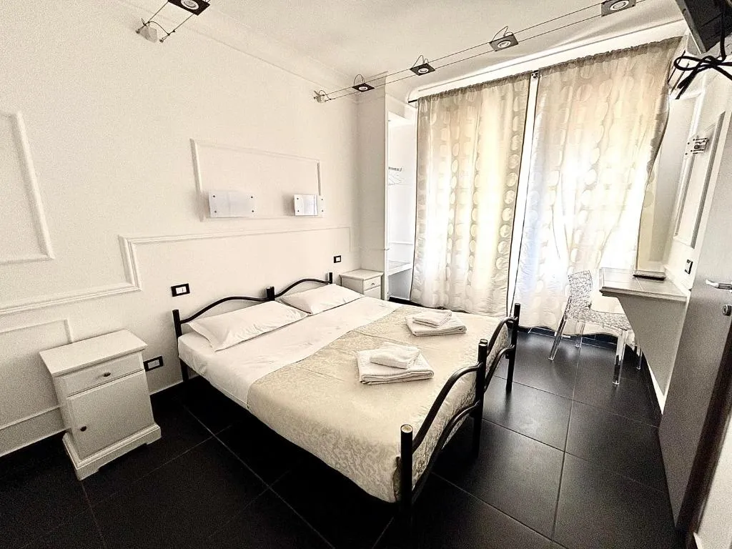 DOUBLE STANDARD Room, Palace Rome, Rome