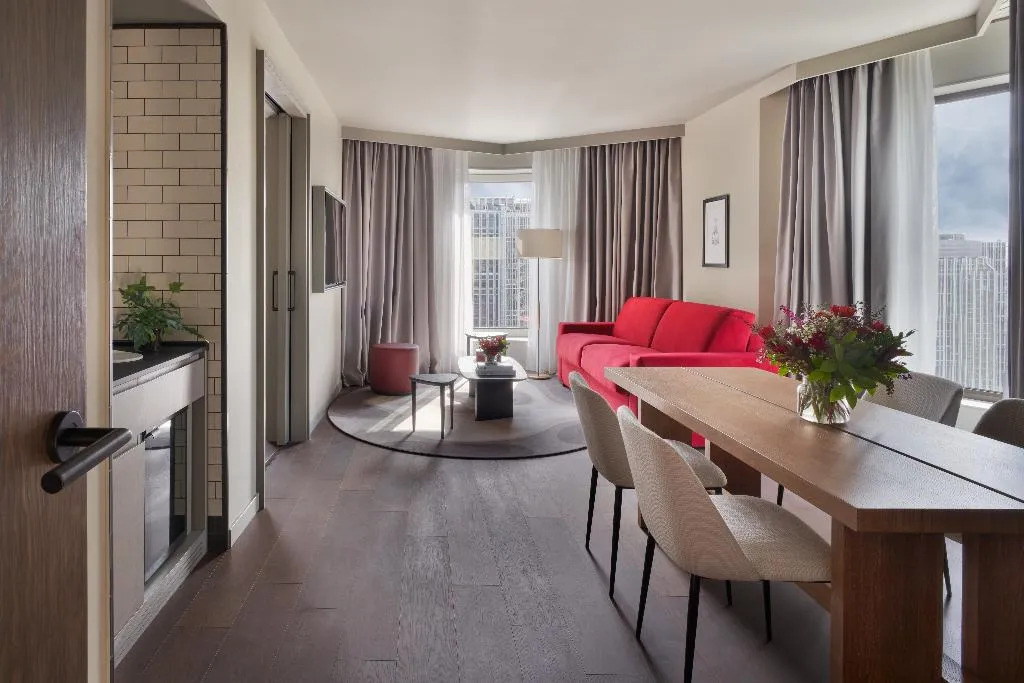 SUITE CITY VIEW ONE BEDROOM Room, Canopy by Hilton Madrid Castellana, Madrid