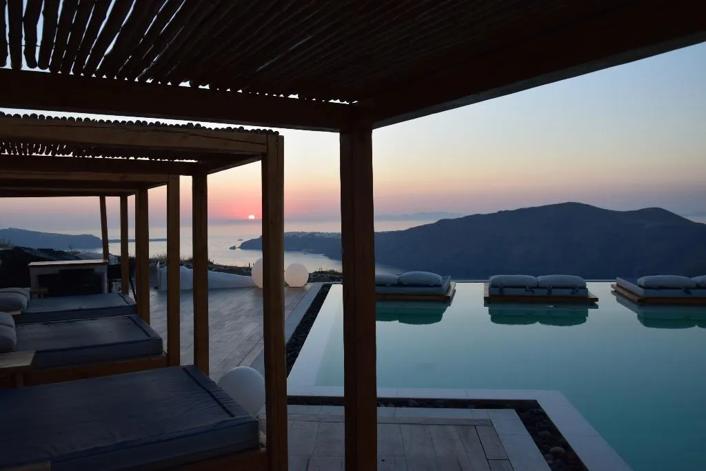 Pool, Amaze Suites, Santorini
