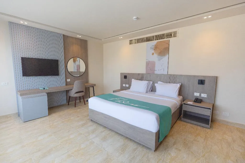FAMILY ROOM POOL VIEW TWO DOUBLE BEDS Room, Flow Spectrum Resort, Red Sea Riviera