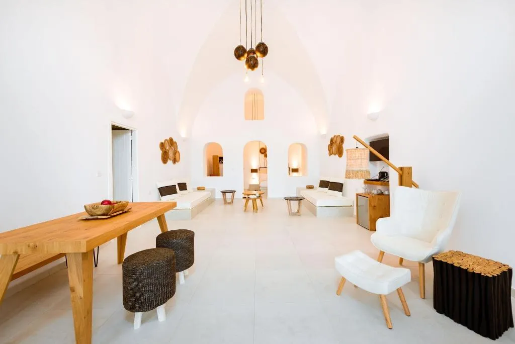 Room, Iriana Suites, Santorini