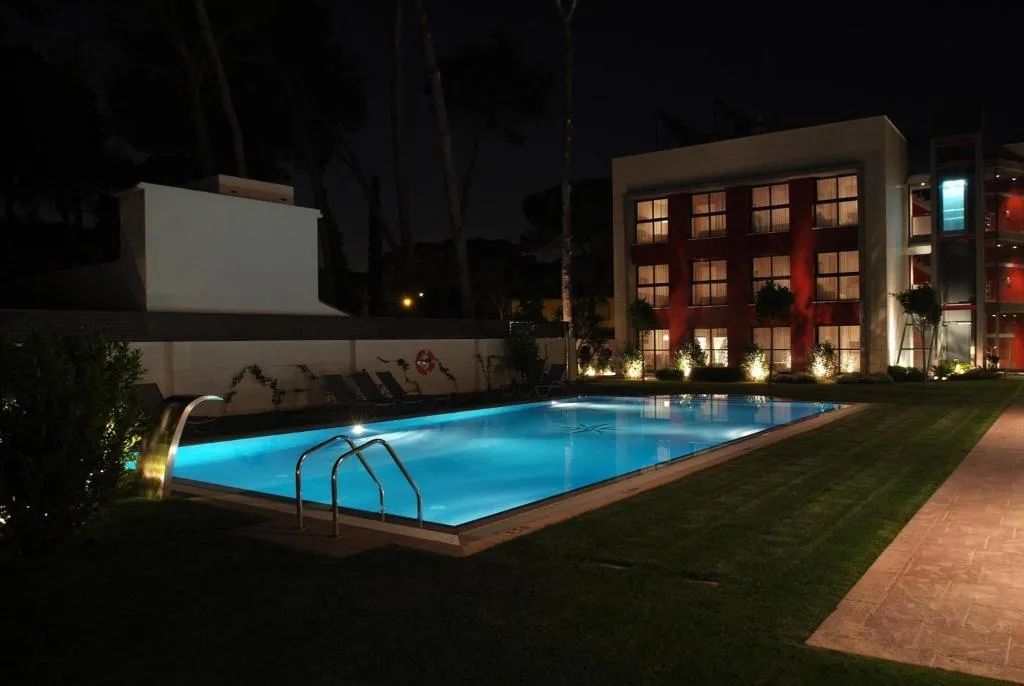 Pool, Royal Marina Gardens, Barcelona