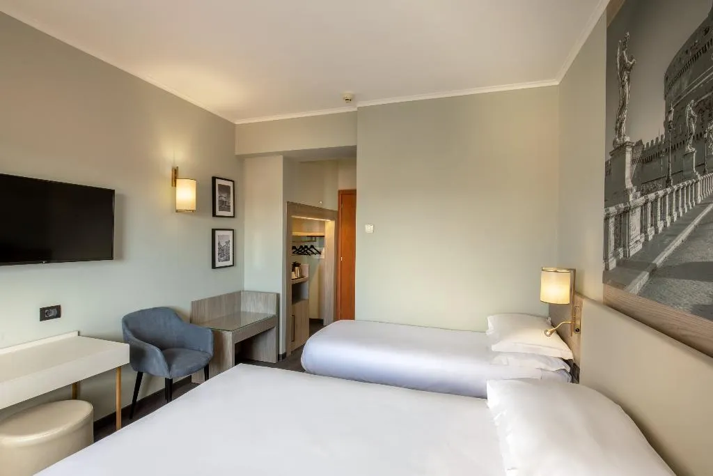 TRIPLE SUPERIOR Room, Marc'Aurelio, Rome