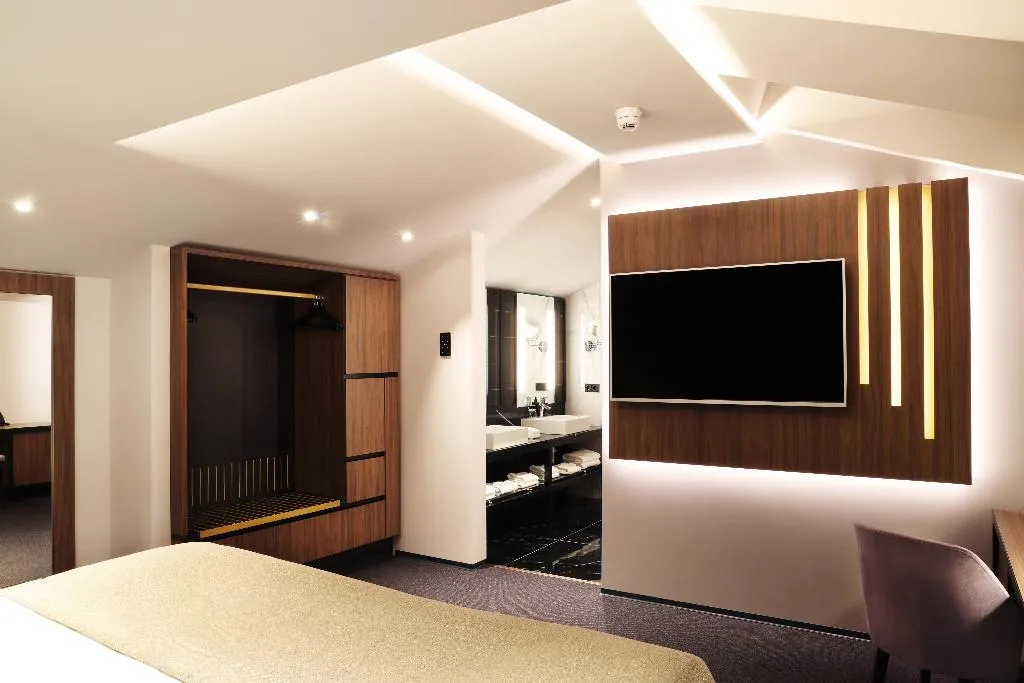 SUITE EXECUTIVE Room, TOP CityLine Hotel Reykjavik Saga, Reykjavik