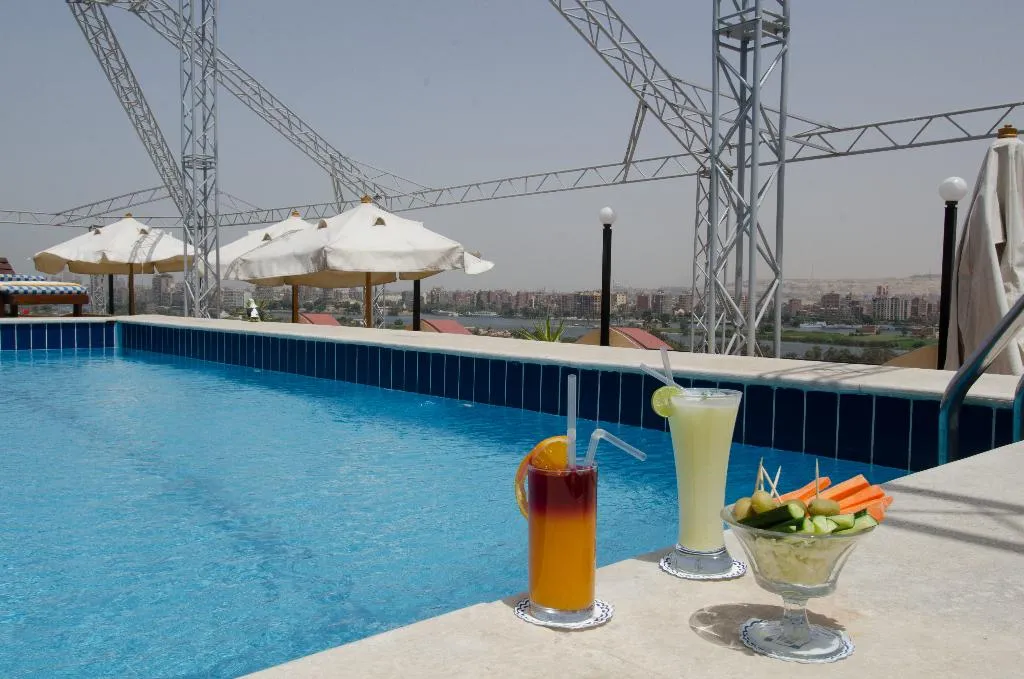 Pool, Swiss Inn Nile, Cairo