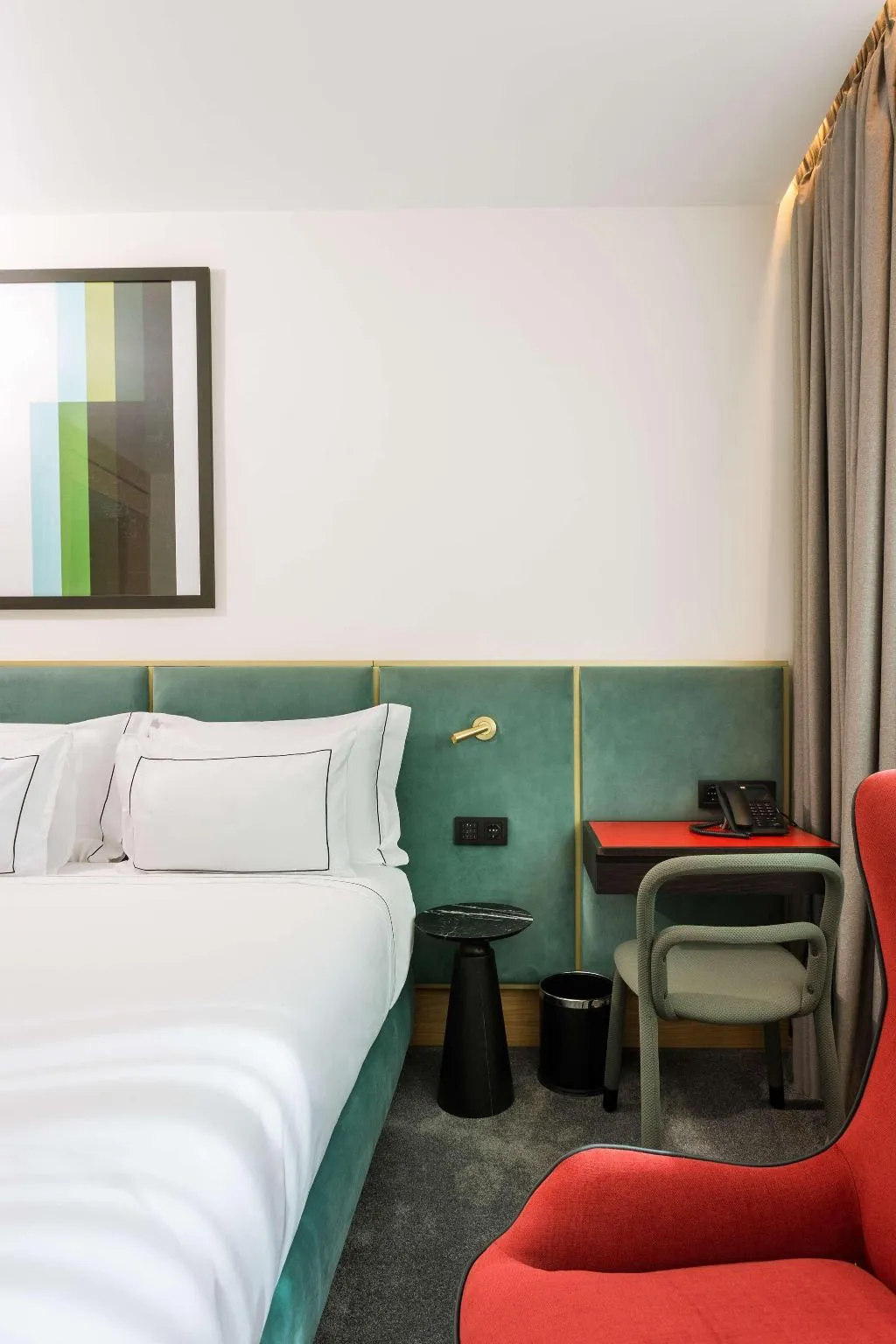 Room GUEST ROOM QUEEN BED Room, Arts Hotel Porto, Tapestry Collection By Hilton, Porto
