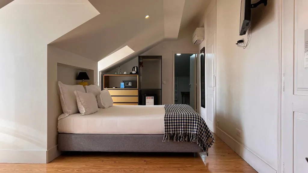 Double or Twin ONE BEDROOM ONE BATHROOM Room, Tesouro Da Baixa By Shiadu, Lisbon