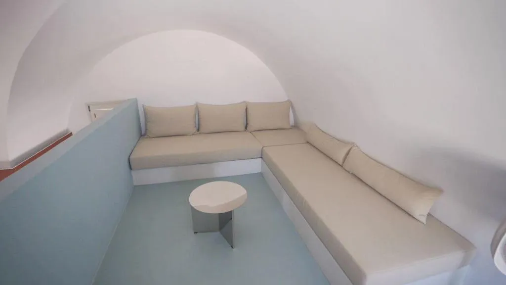 Room, Neo Luxury Suites, Santorini