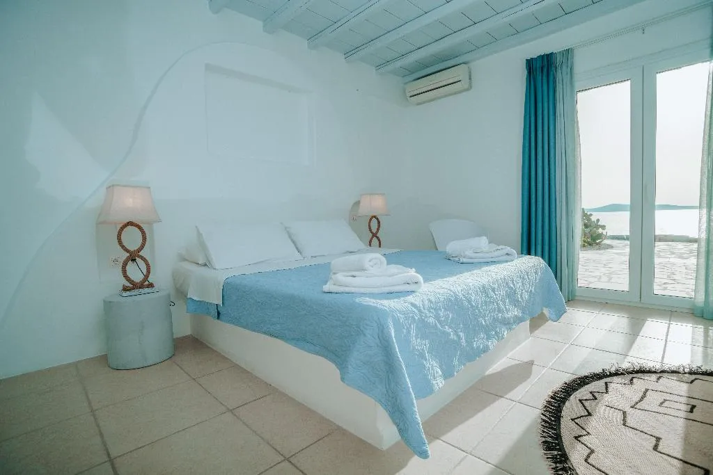 HOUSE THREE BEDROOMS THREE BATHROOMS Room, Sofia's Bungalows Mykonos, Mykonos