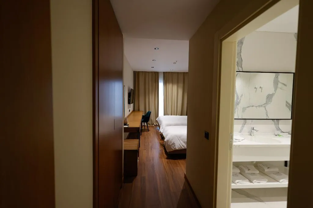 TRIPLE DELUXE Room, Valza Boutique Hotel, Kavaje