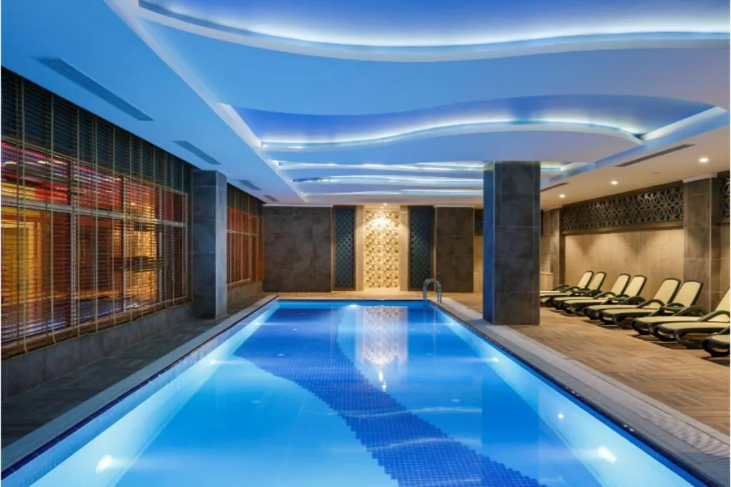 Pool, Well Palace Side, Antalya