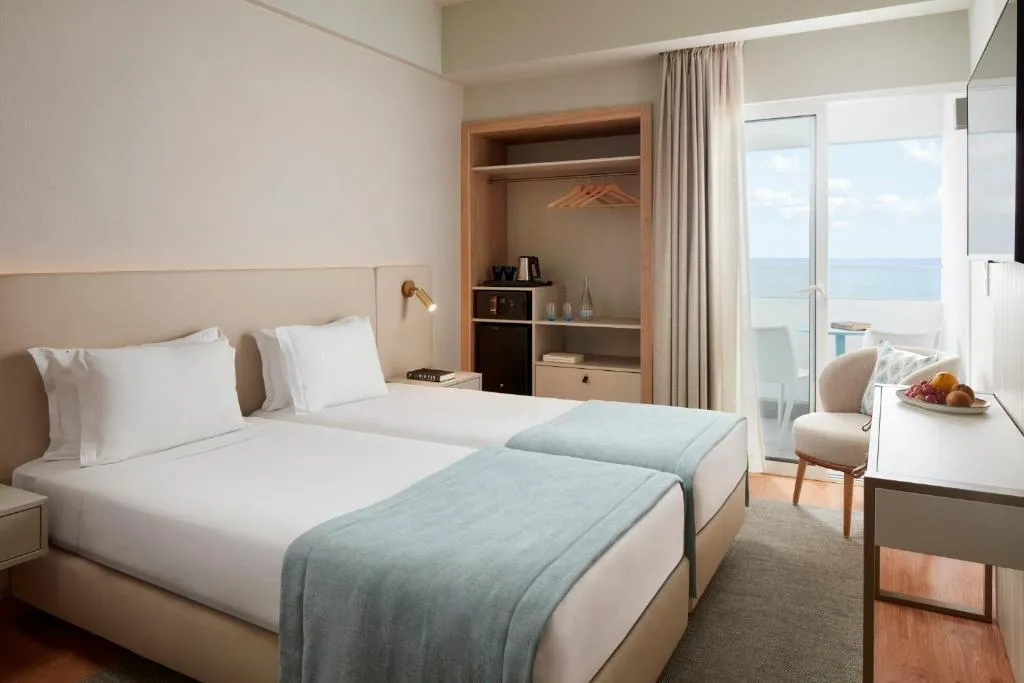 Double or Twin SEA VIEW Room, Dom Jose Beach Hotel, Algarve