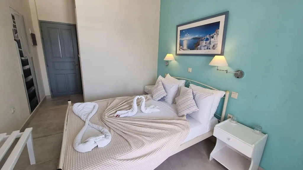 Room, Nostos Beach, Santorini