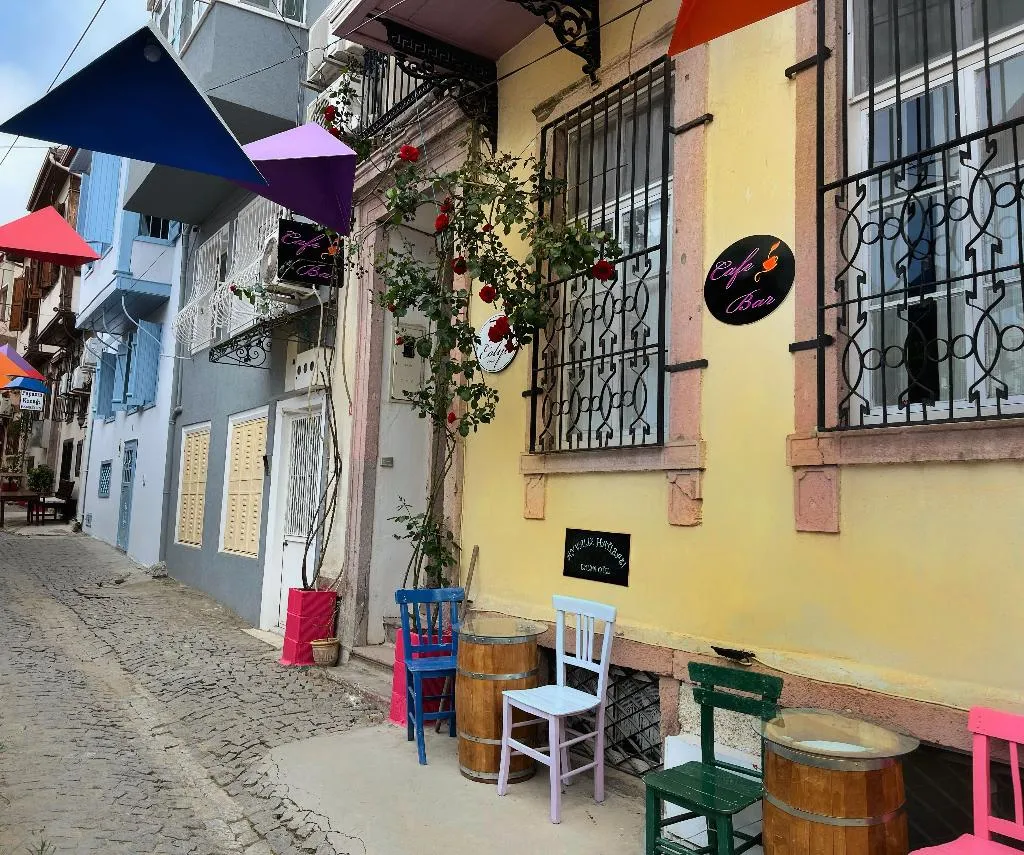 General view, Eolya Konukevi, Izmir
