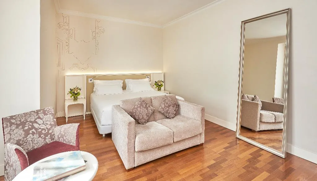 DOUBLE PREMIUM Room, NH Collection Madrid Abascal, Madrid