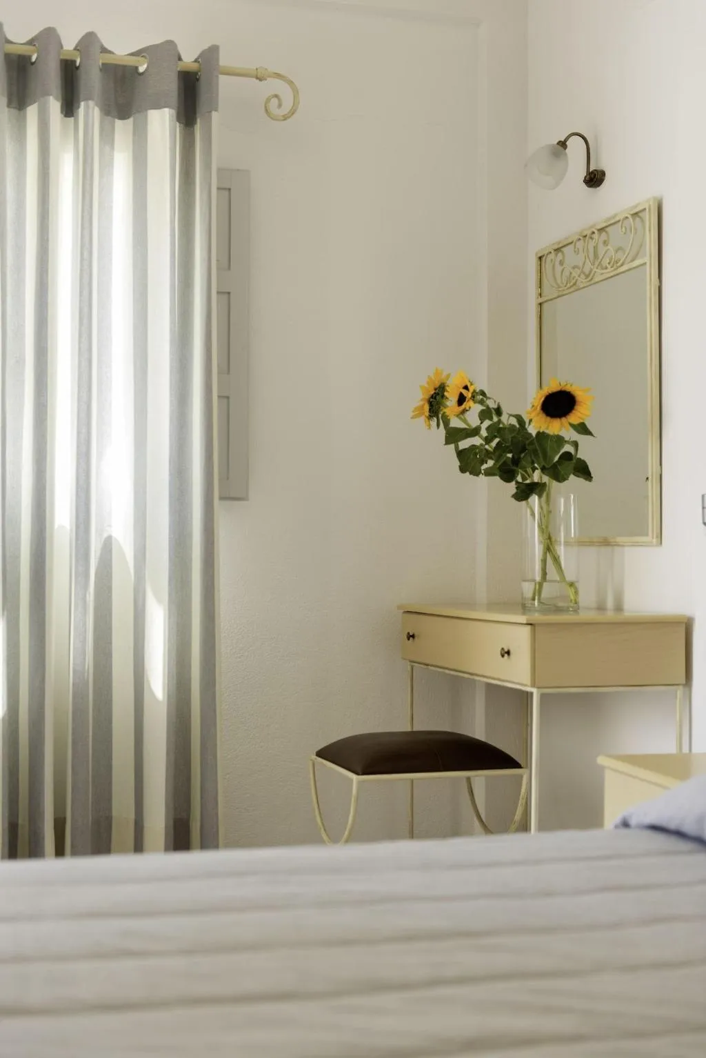 Room, Makris Beach Hotel, Santorini
