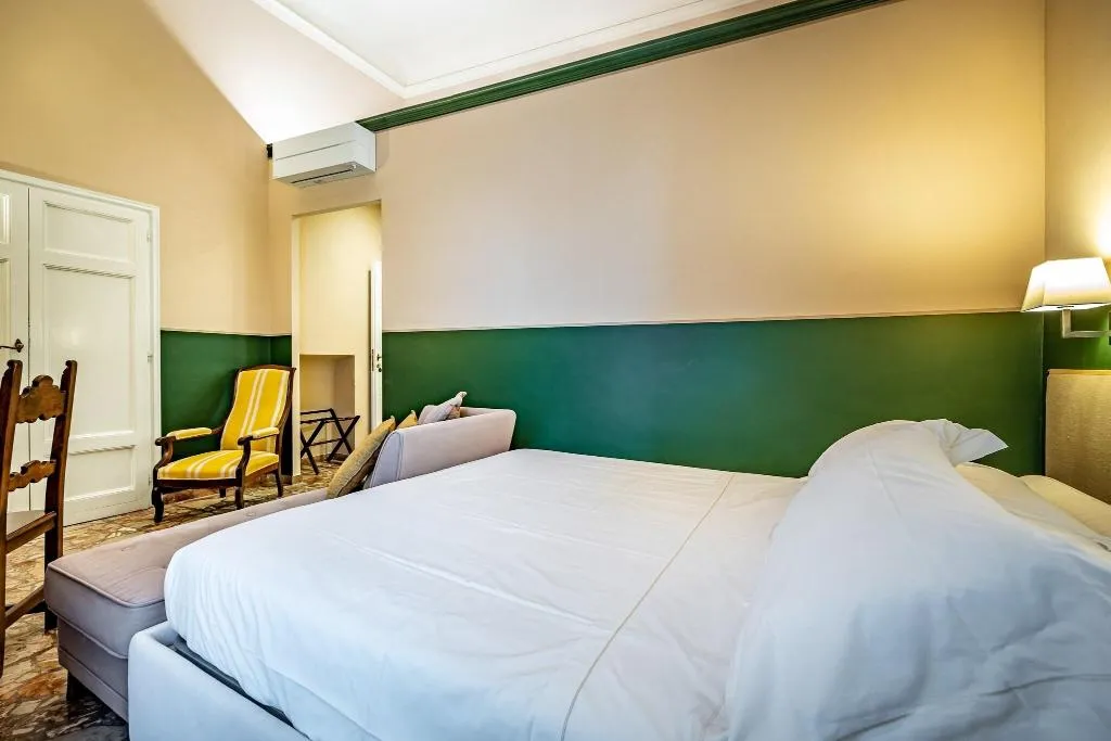 Room, Cerretani Palace Luxury B&B, Florence