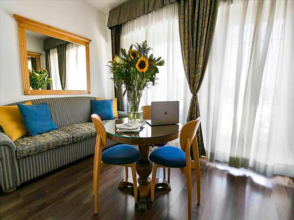 JUNIOR SUITE STANDARD Room, Diplomatic Rome, Rome
