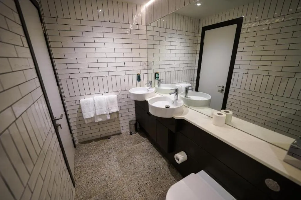 TRIPLE CLASSIC Room, Dublin One Hotel, Dublin