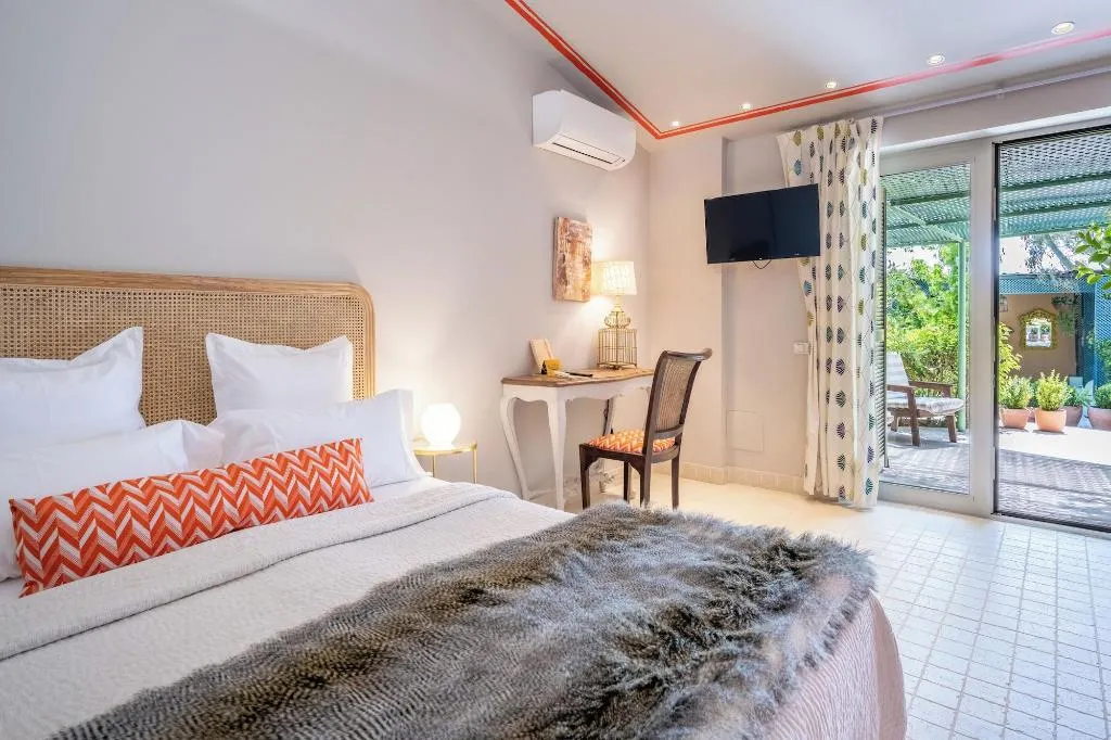 Room, Aal Cachucho, Madrid
