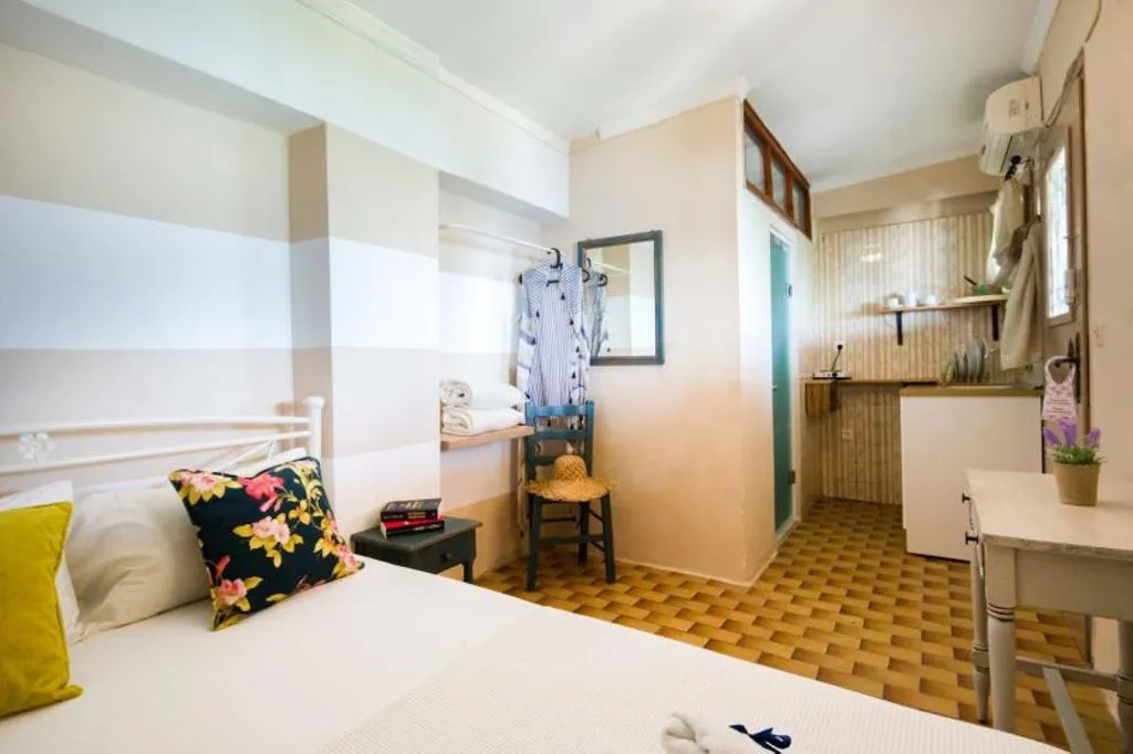 STUDIO ONE BED Room, Casa Dei Venti, Corfu