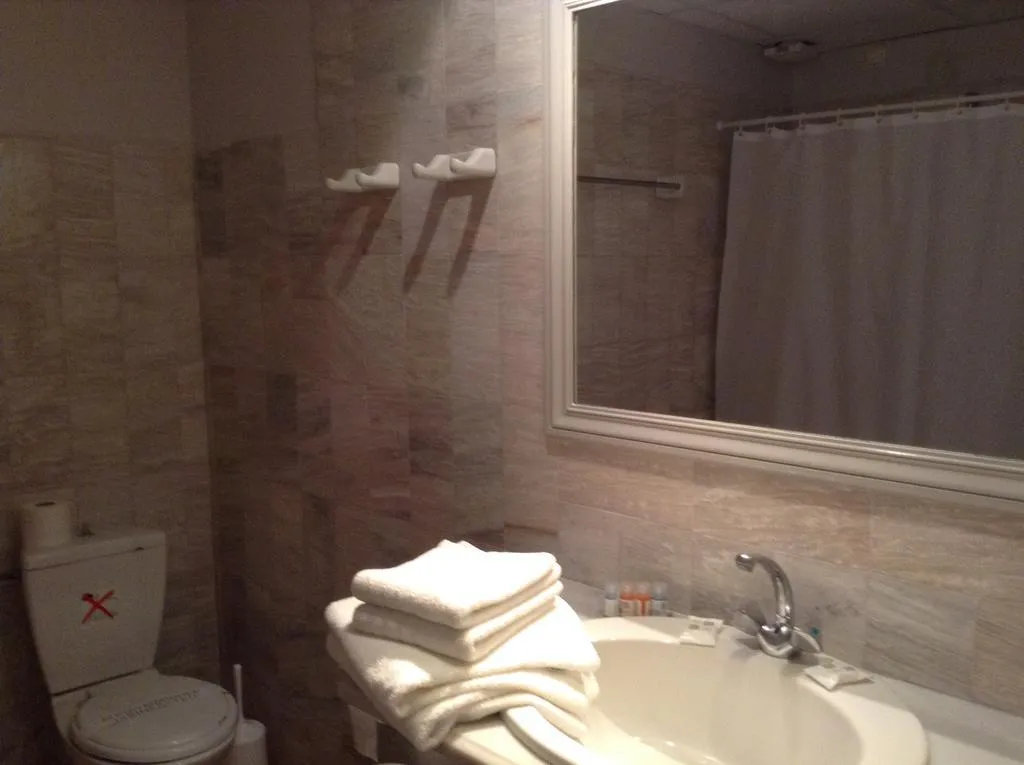 TRIPLE STANDARD Room, Rosebay, Santorini