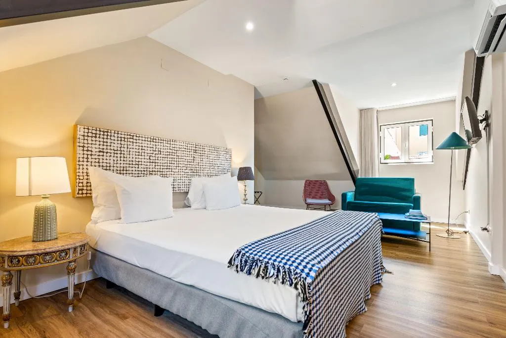 DOUBLE SUPERIOR Room, Casa do Patio by Shiadu, Lisbon