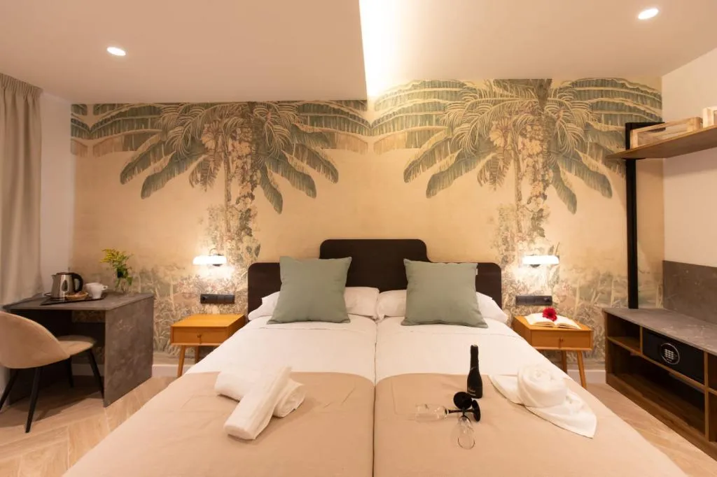 SUITE POOL VIEW Room, Boutique Rooms Playa Burriana, Costa Del Sol