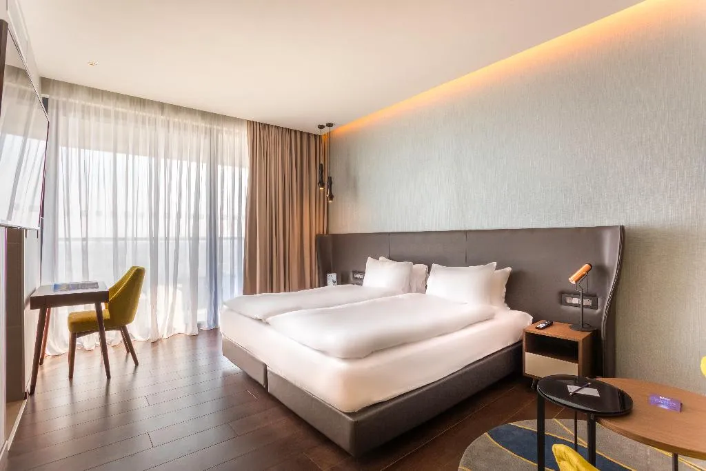 SINGLE SUPERIOR Room, Radisson Blu Hotel Larnaca, Cyprus