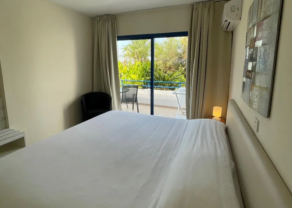 APARTMENT GARDEN VIEW ONE BEDROOM Room, Vrachia Beach Hotel & Suites - Adults Only, Cyprus