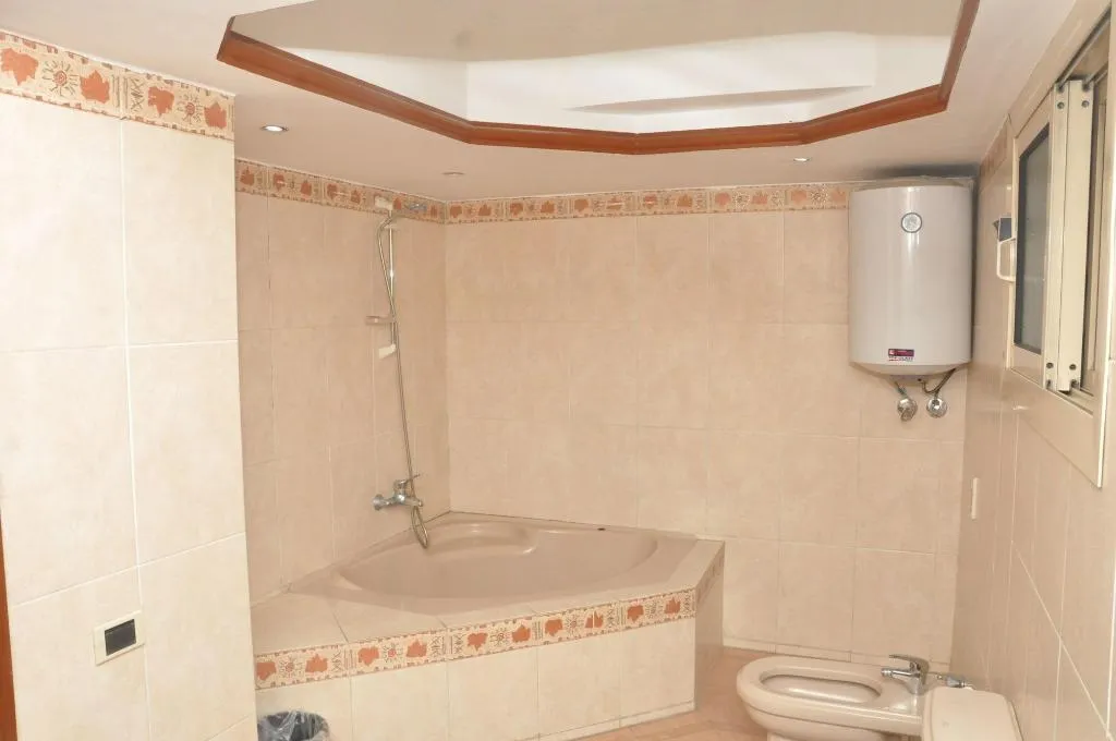 Room, Nile Sky Hotel and Suites, Cairo