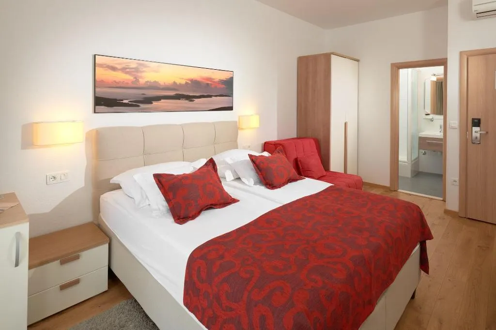 Room, Fortuna, Split