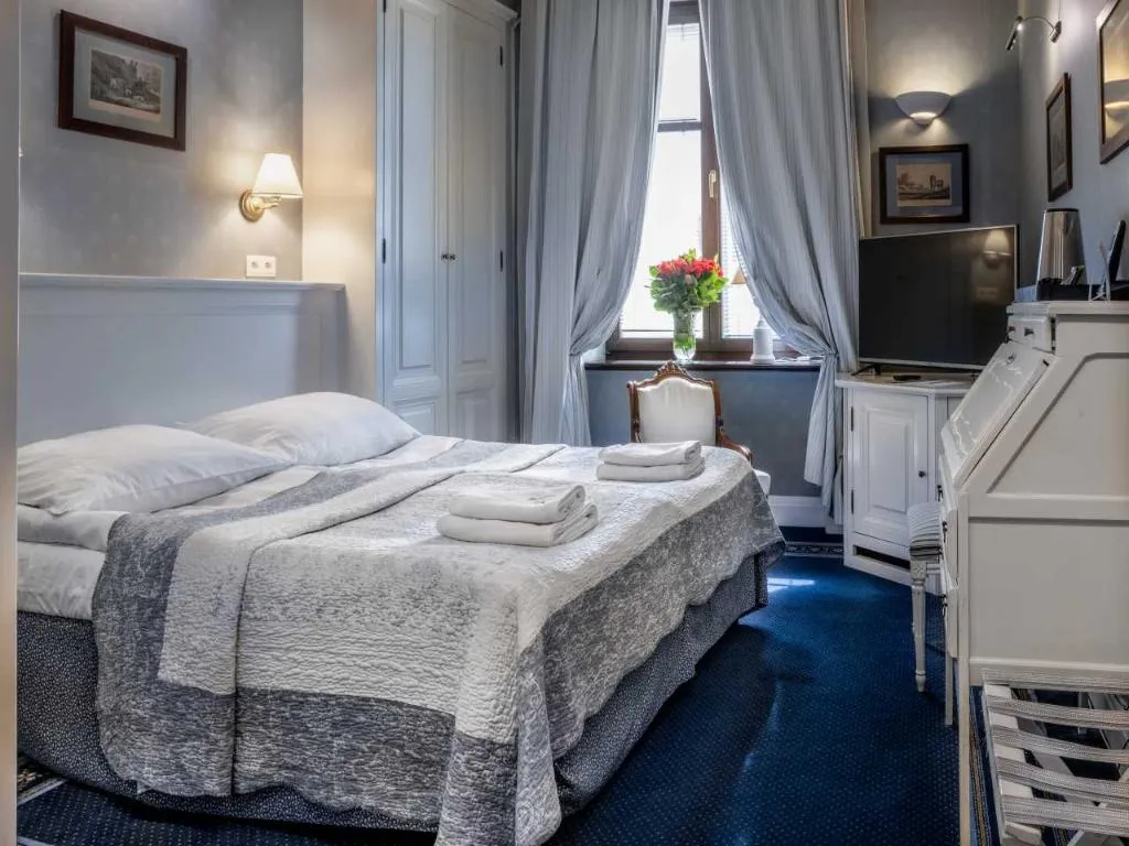 DOUBLE STANDARD Room, Hotel Grodek, Krakow