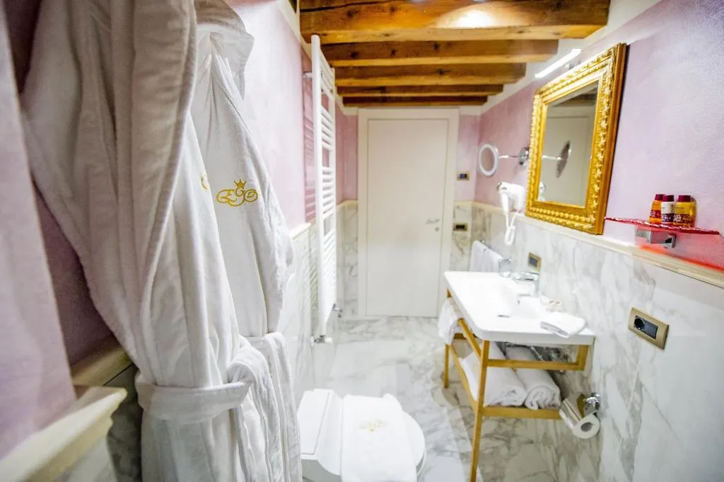 Room, EGO' Residence Venice, Venice
