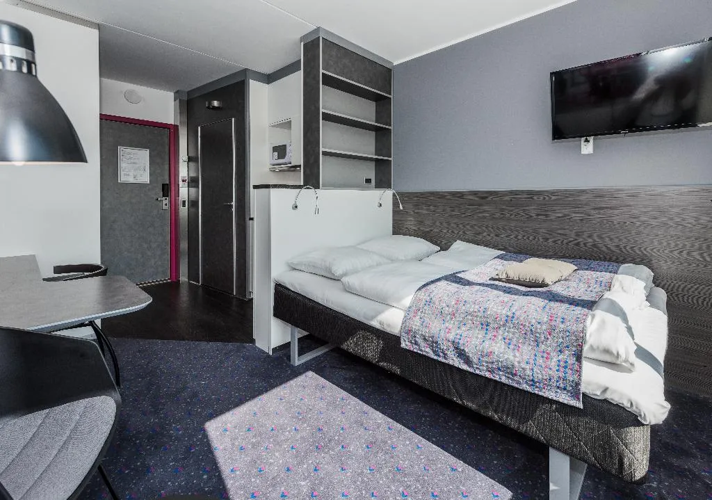 APARTMENT WITH DOUBLE BED Room, Cabinn Apartments, Copenhagen