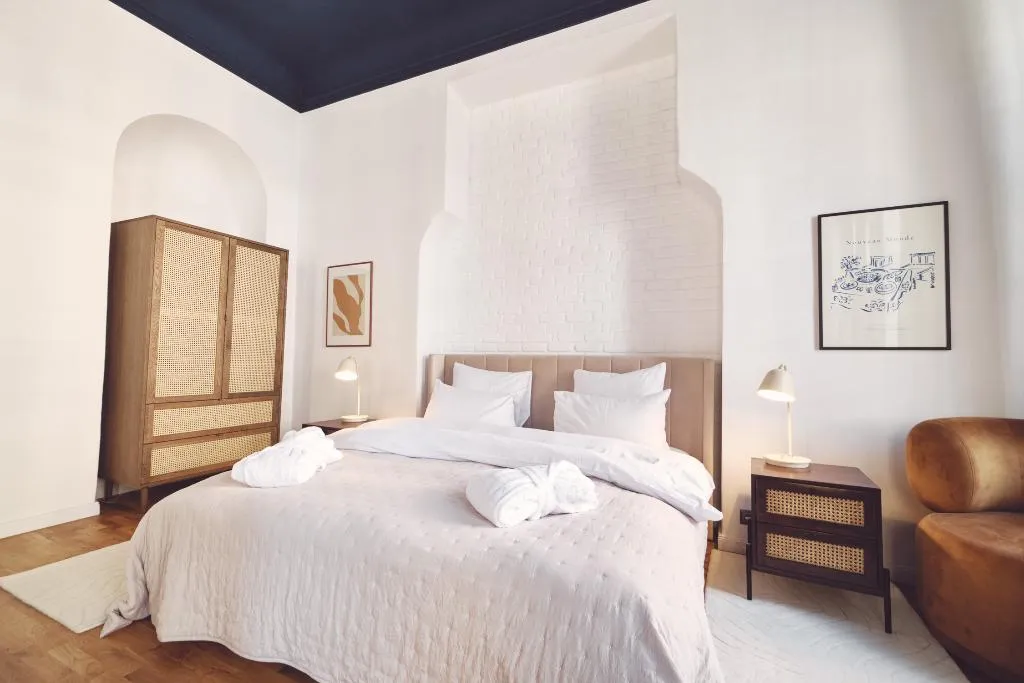DOUBLE DELUXE KING BED Room, Domus Balthasar, Prague