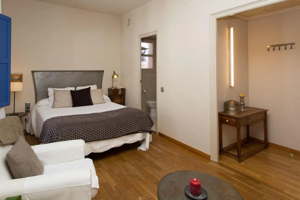 Room, Hostal De La Plaça, Barcelona