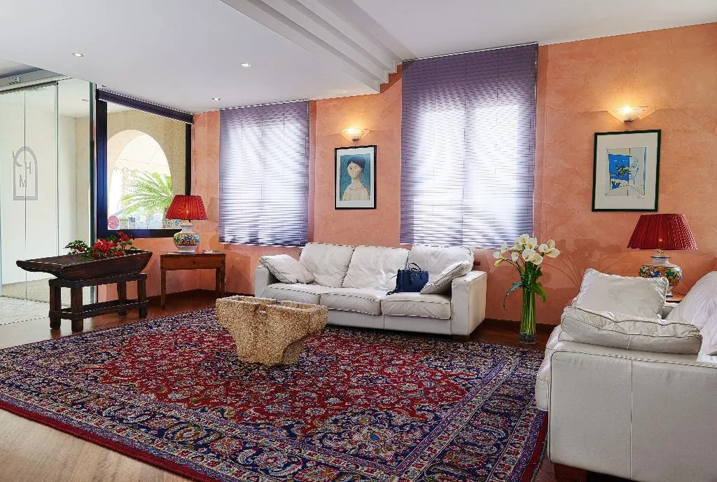 Lobby, Al Madarig, Palermo
