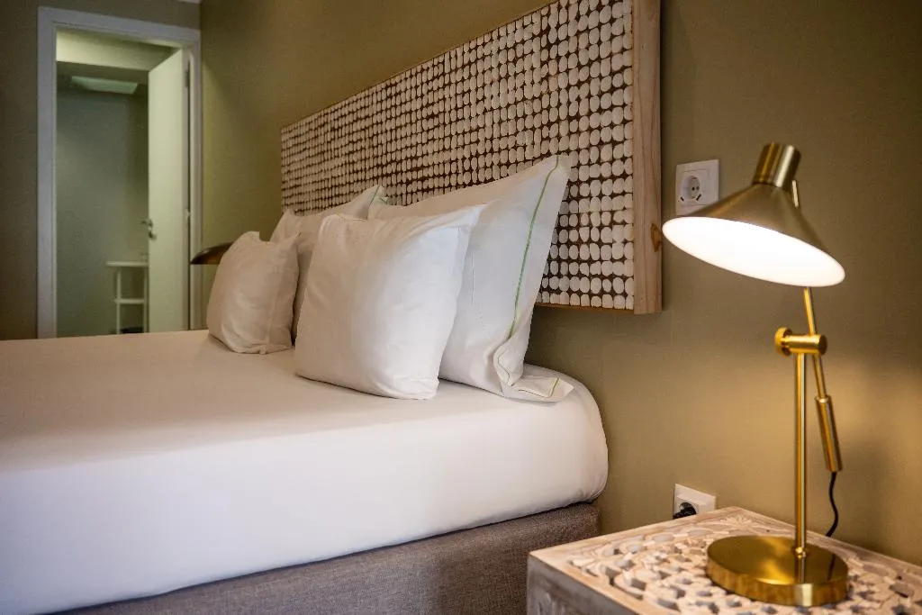 DOUBLE STANDARD Room, Casa do Patio by Shiadu, Lisbon
