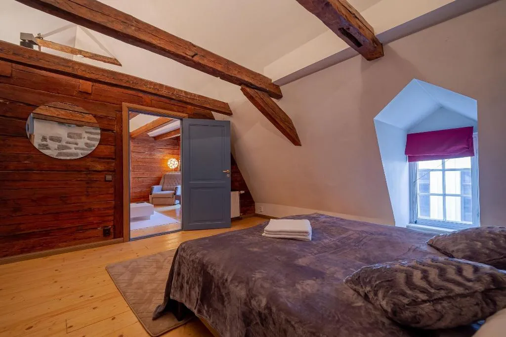 Room, Tallinn Apartments & Rooms - Old Town, Tallinn