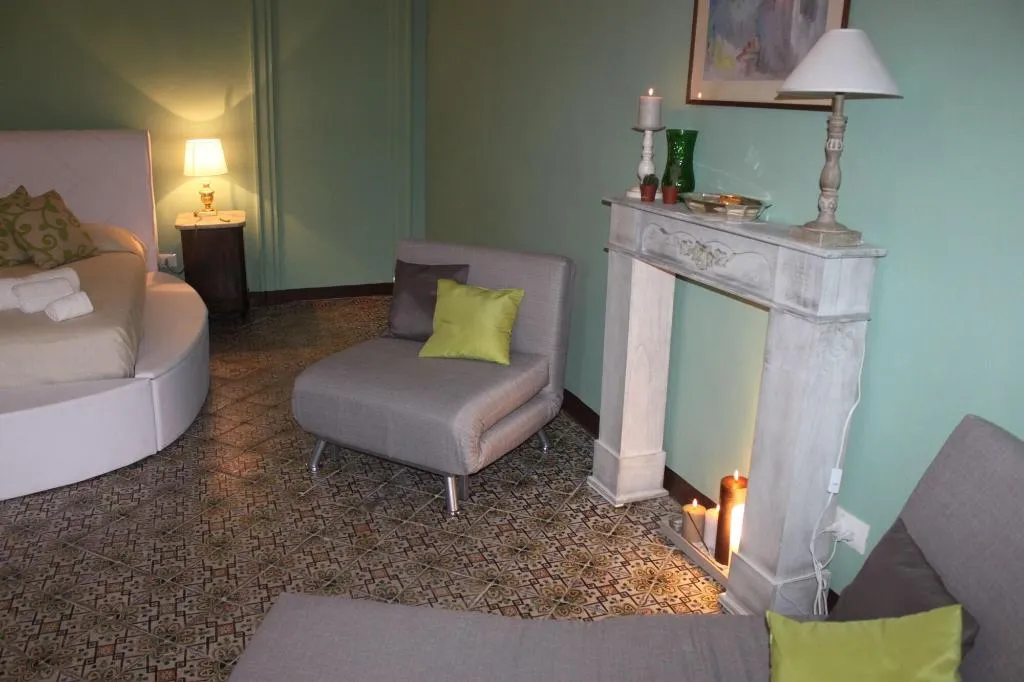 Room, Suite De La Rosa, Palermo