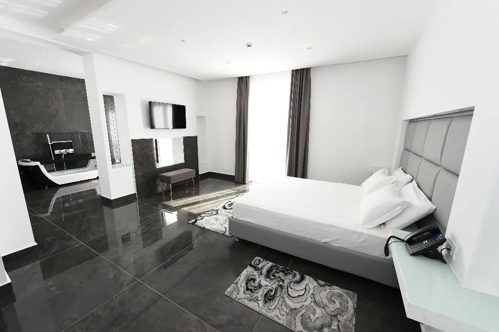 SUITE STANDARD Room, Grand Hotel Serapide, Naples