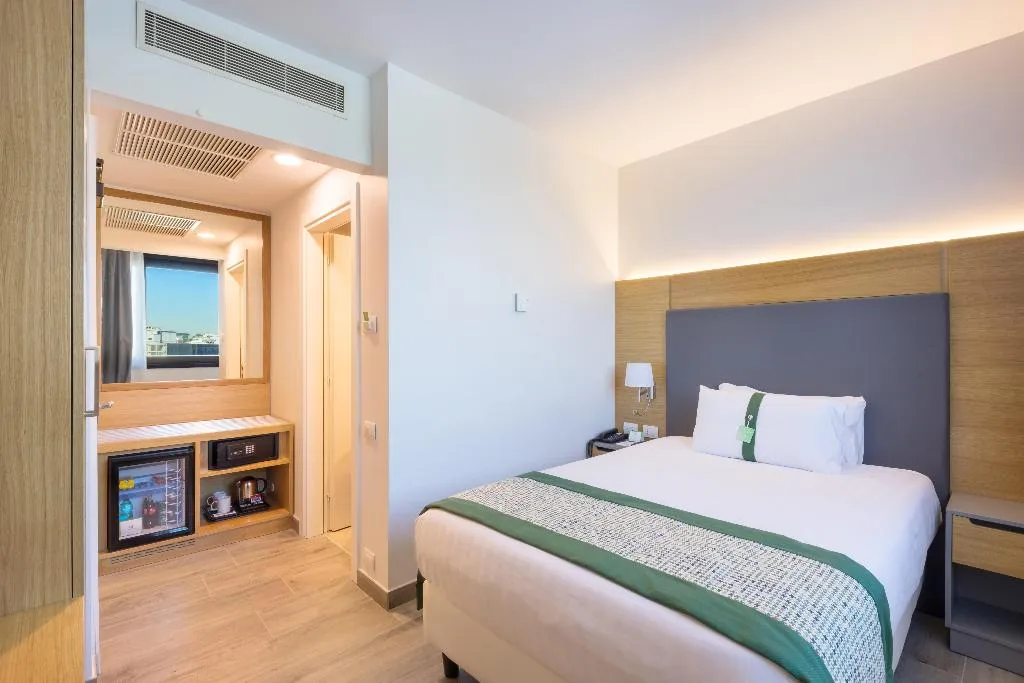 SINGLE PREMIUM Room, Holiday Inn Naples, Naples