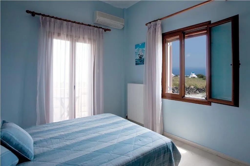 Room, Anamnesis Spa Luxury Apartments, Santorini
