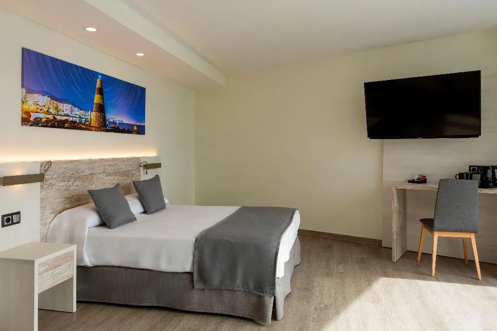 JUNIOR SUITE STANDARD Room, Medplaya Bali, Costa Del Sol