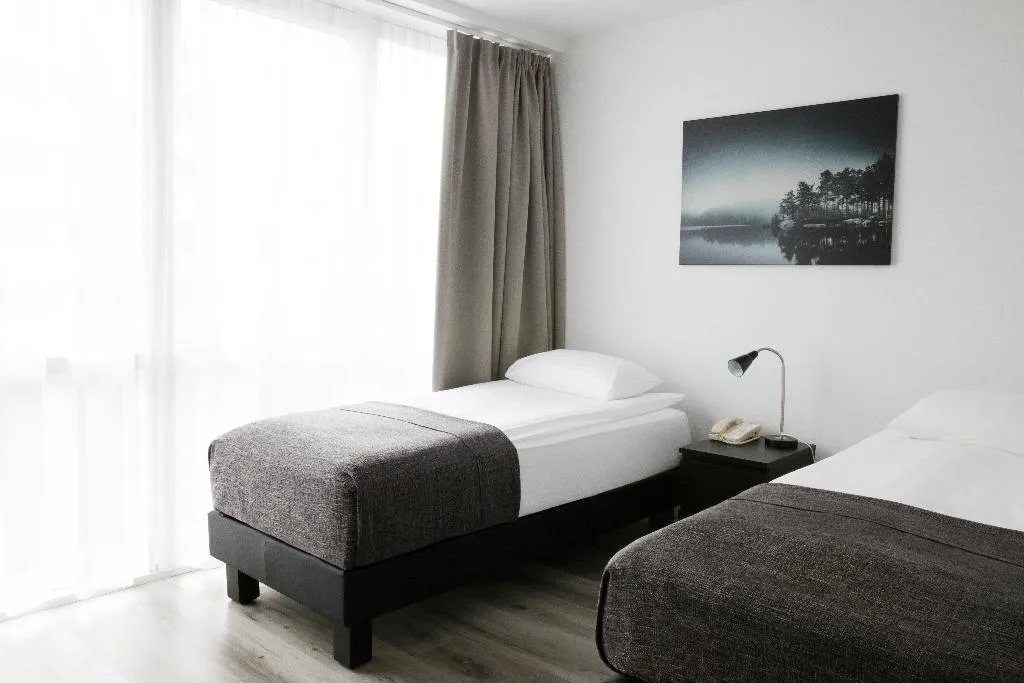 Double or Twin STANDARD Room, Fosshotel Raudara, Reykjavik
