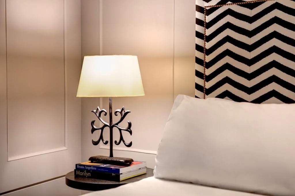 SUITE KING SIZE BED Room, Singer Palace Hotel, Rome