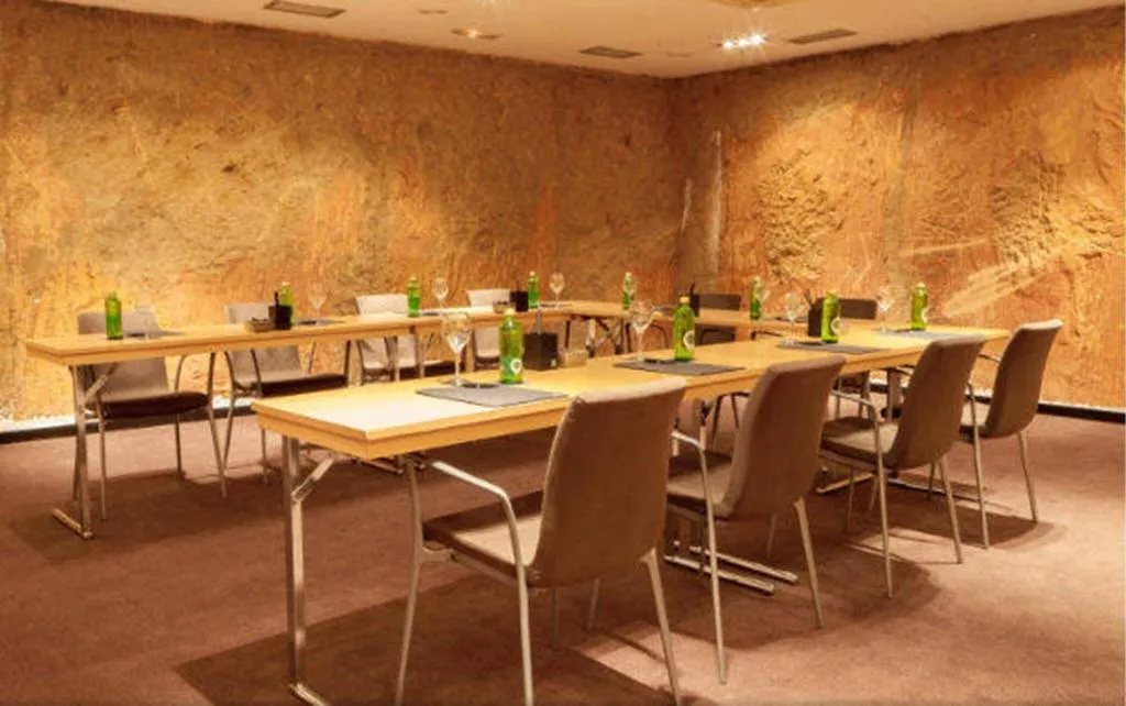 Conferences, AC Barcelona Irla, Barcelona