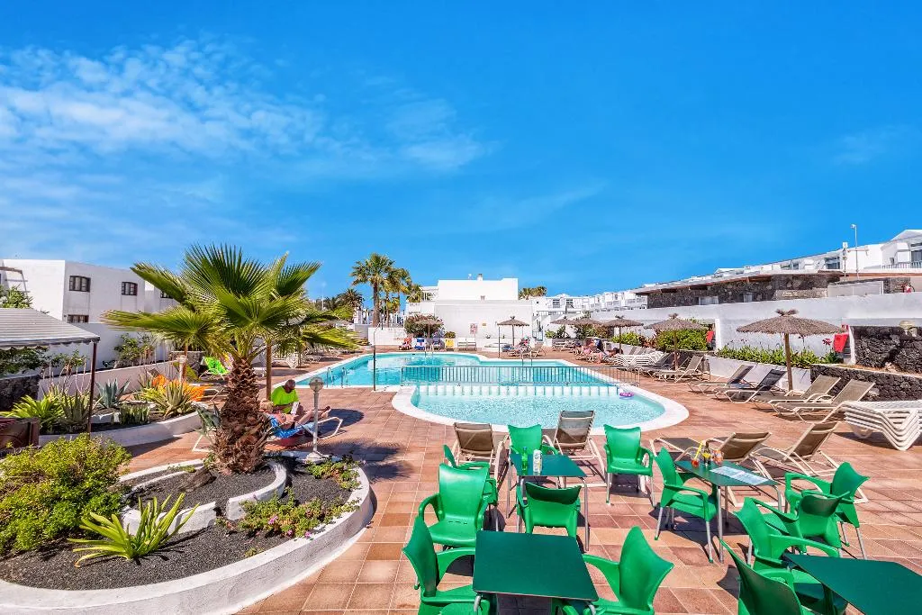 Pool, Apartamentos LIVVO Oasis, Lanzarote